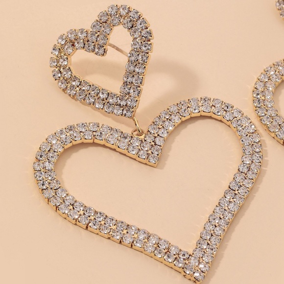 Double Shimmering ❤️s Rhinestone Hanging Earrings! - Picture 4 of 7